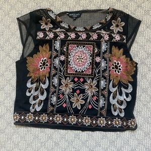 Embroidered crop top, size M